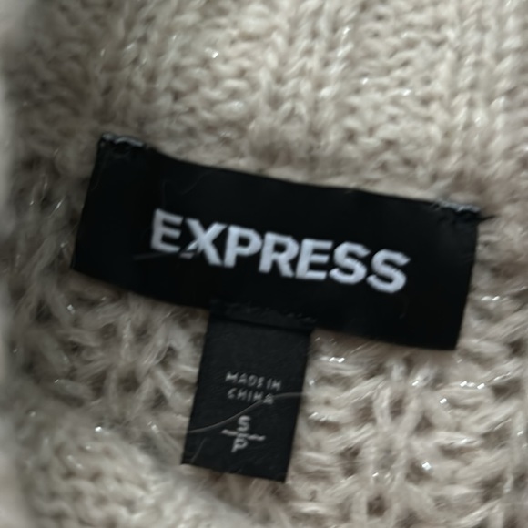 Sparkly Off-white Spring Sweater - Picture 6 of 7